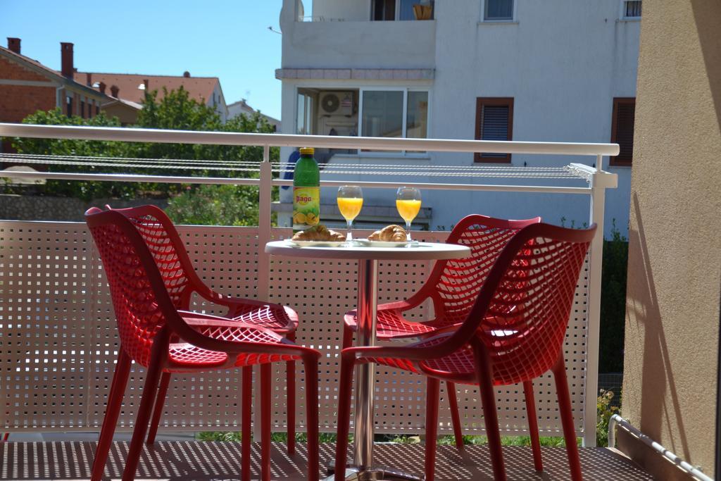 Apartment Klara Krk Town Exterior photo